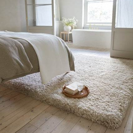 Hoogpolig vloerkleed Bella Sand - Nova Carpets - Vloerkledenloods