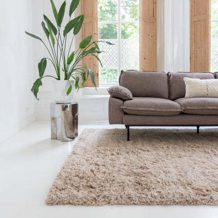 Hoogpolige Vloerkleden - Wollen vloerkleed hoogpolig Raw Wool Lichtbruin Interieur05 - Vloerkledenloods