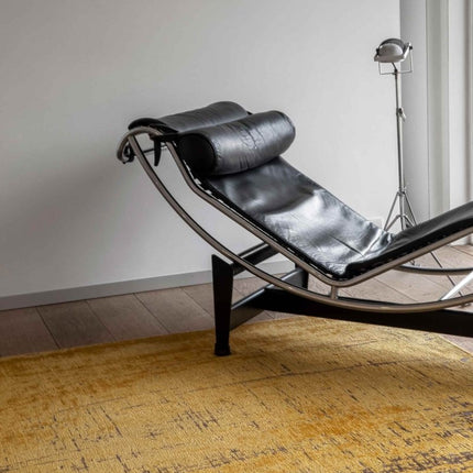 The Mad Men Griff Collection Liberty gold 8550 - Louis de Poortere - Vloerkledenloods